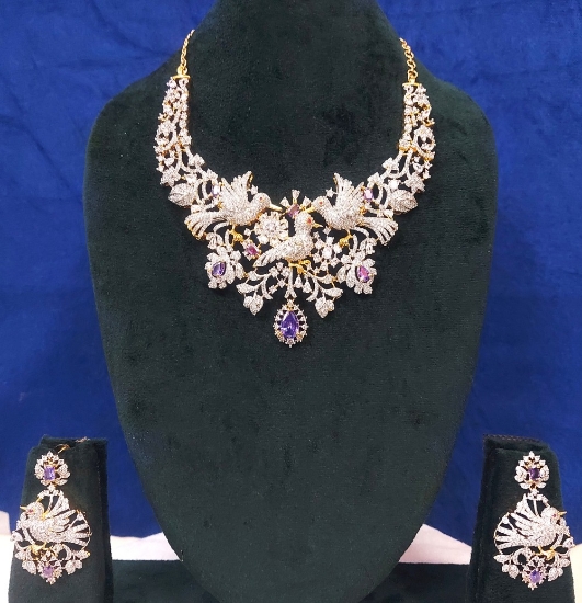 Picture of Parrot design CZ necklace