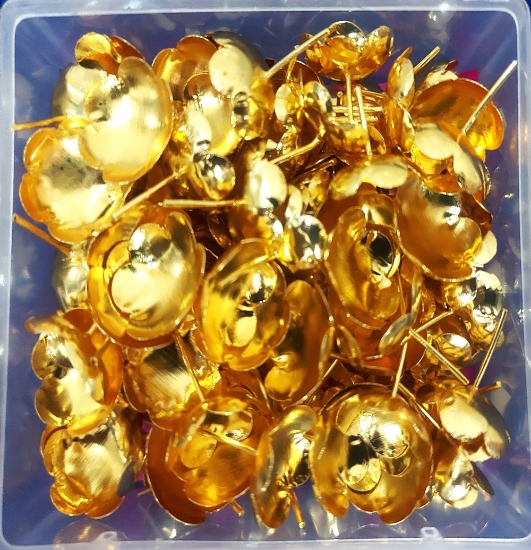 Picture of Gold Flowers - Medium