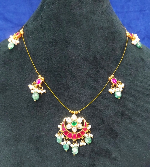 Picture of Invisible neck chain